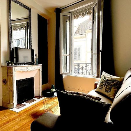 Confortable Studio Sur Jolie Rue Pietonne #3 Dreux Exterior foto